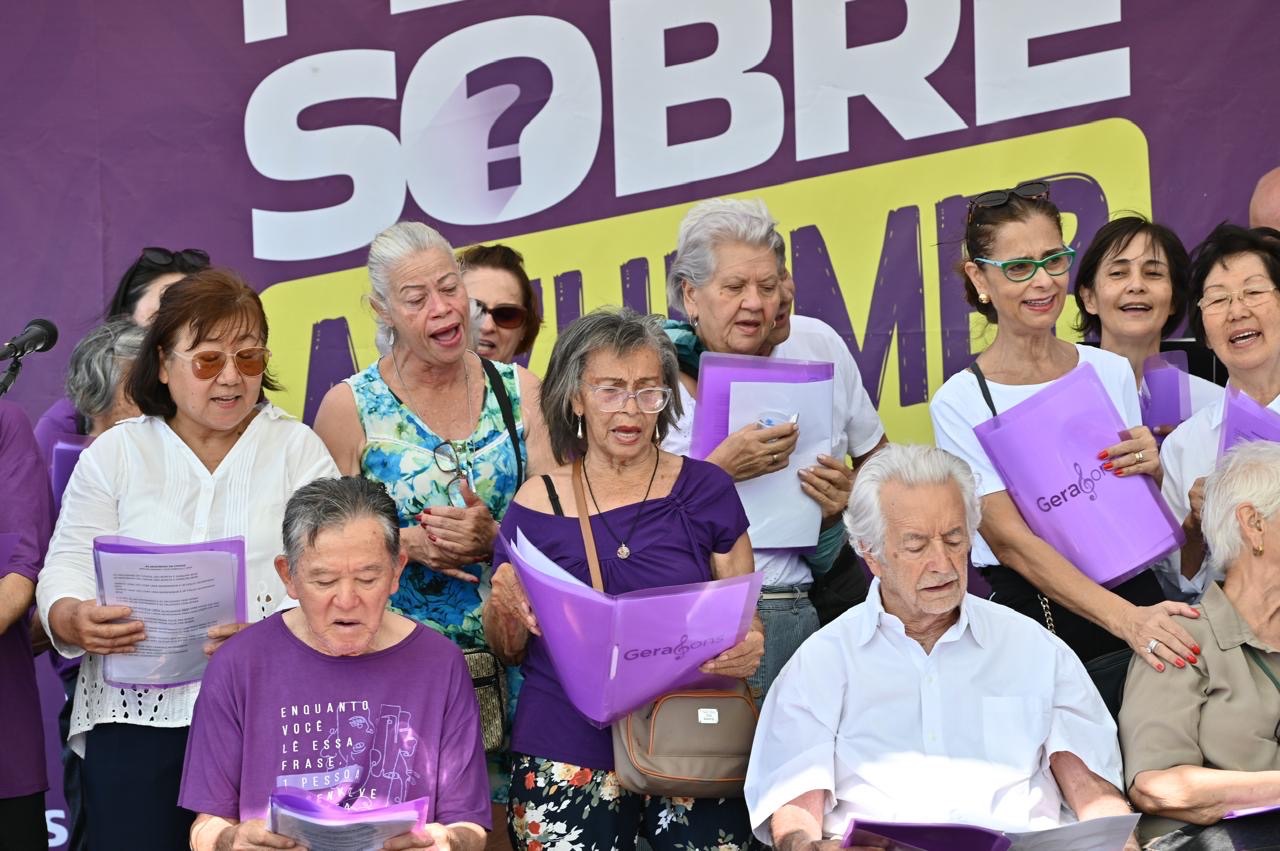 Na Câmara, Instituto Não me Esqueças defende políticas públicas para pessoas com Alzheimer